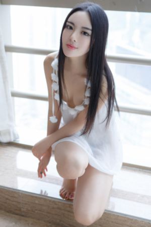 操白丝美女